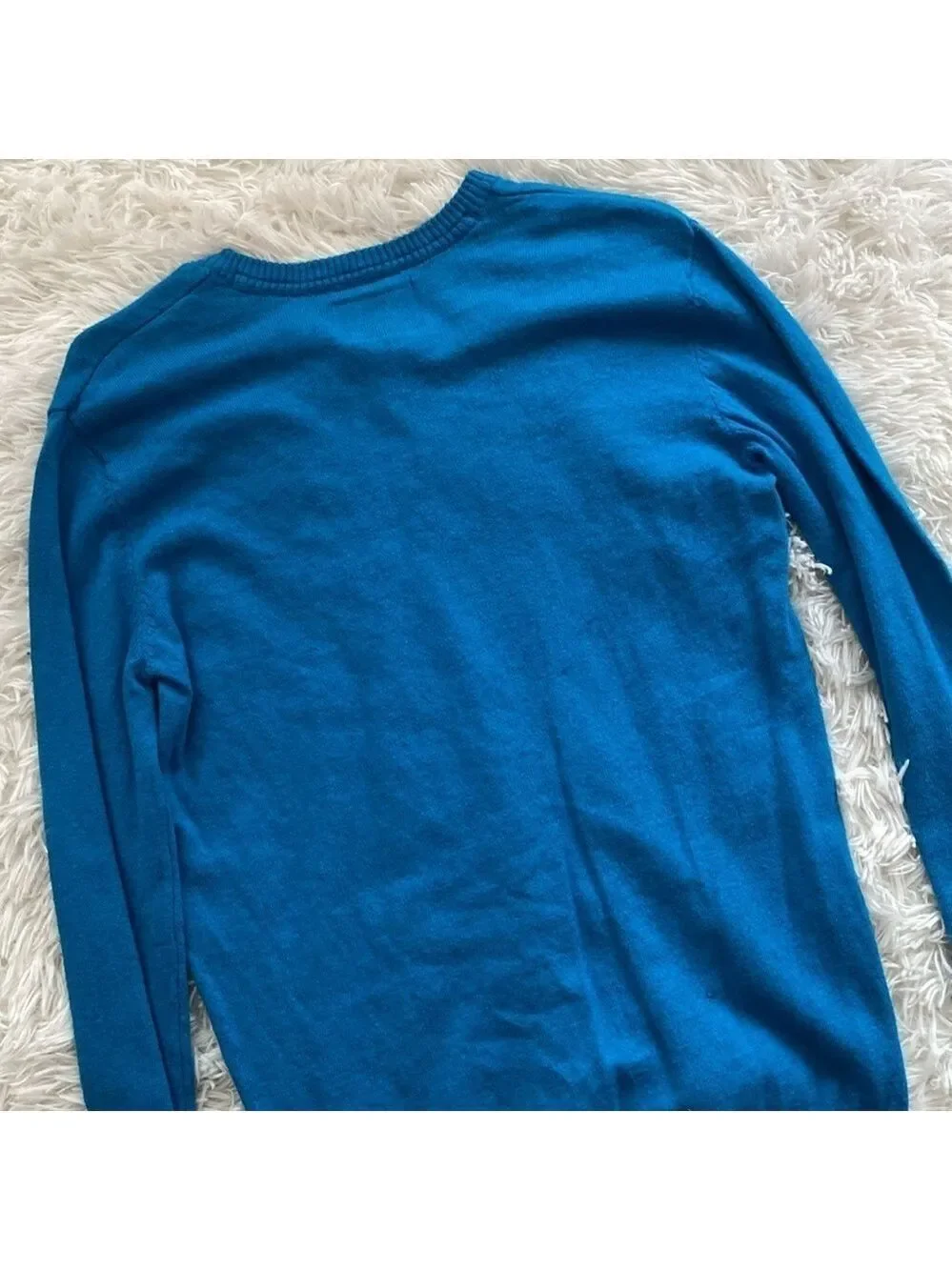 Aeropostale turquoise vneck sweater